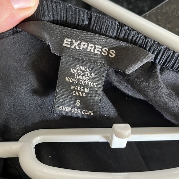 Express Long black flowing skirt - Picture 3 of 3